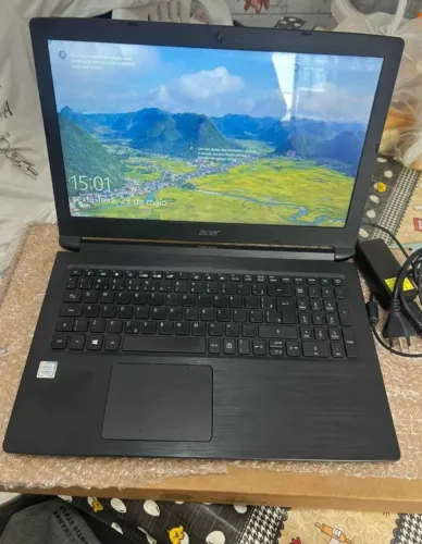 Vendo notebook acer celeron 8 gb de memória DDR 4 ,Windows 11 original tudo funcionando