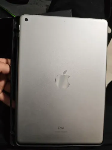 iPad 9 Geração Silver 64gb