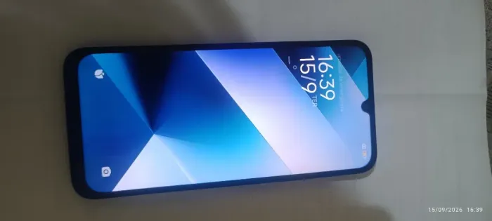 Celular Xiaomi poco NOVINHO