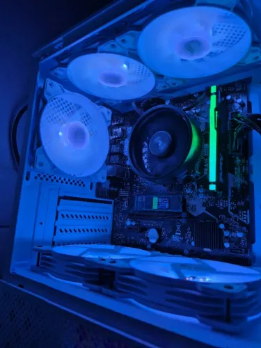 PC Gamer Ryzen 5 8500G | DDR5