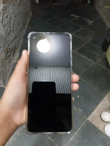 Moto G(9) Power Usado ( em perfeito estado Na traseira e só um adesivo se quiser tirar