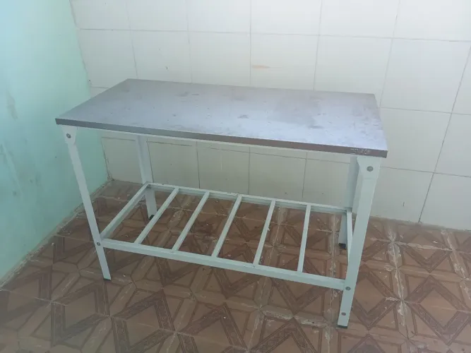 Mesa de lanchonete