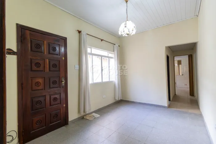 Sobrado à venda no bairro Saúde de 150m², 3 dormitórios, 3 banheiros e 1 vaga