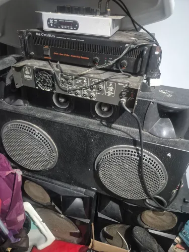 Vendo som completo R$1500