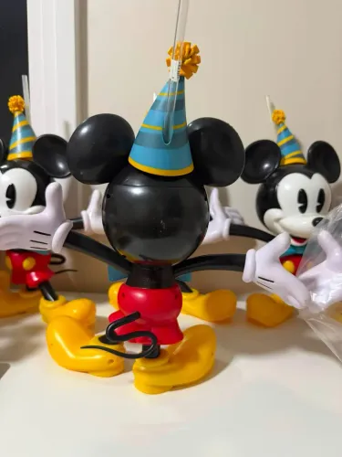 MICKEI mouse 90 anos