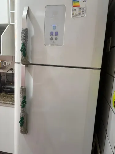 Geladeira Electrolux Frost Free Duplex Branca - Com Painel Digital (Excelente Estado!)