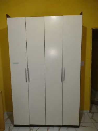 Guarda roupa solteirão