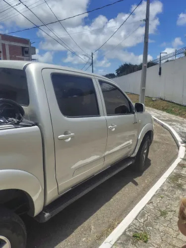 Toyota Hilux CD D4-d 4X4 2.5 16V 102cv TB Dies. 2010