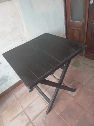 Mesa de madeira (Mesa Bar)
