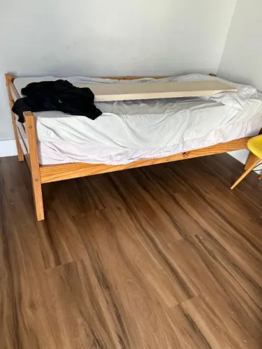CAMA SOFÁ DE MADEIRA
