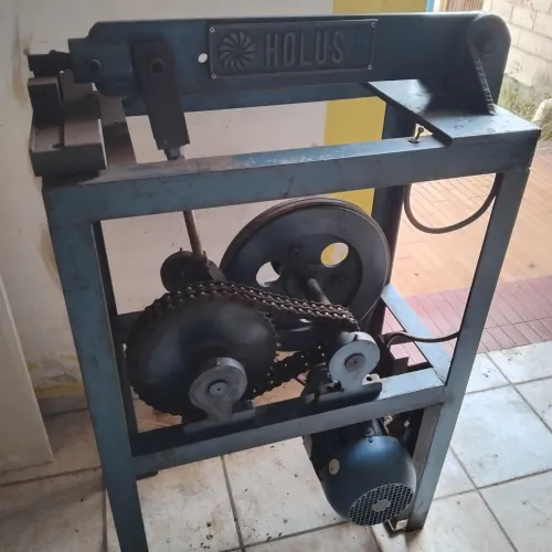 Dobradeira eletrica para vergalhao.