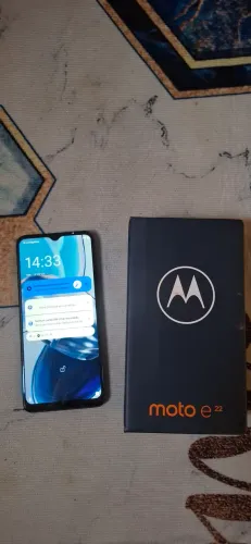Moto E22