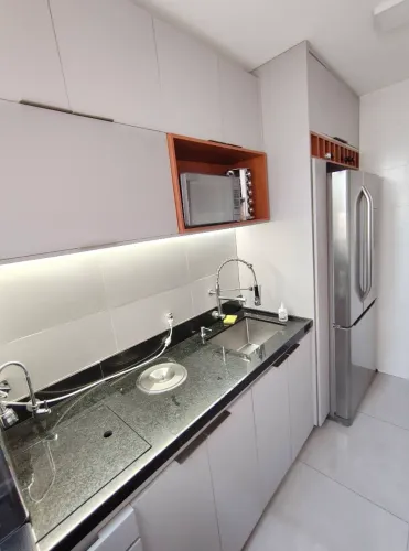 Oportunidade, apartamento recem reformado no São João Batista.