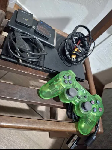 Play 2 com 1 controle