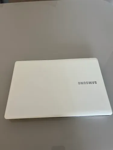 Notebook Samsung 370E4K, Intel Celeron, 4GB RAM, SSD 120GB, Windows 10 Pro