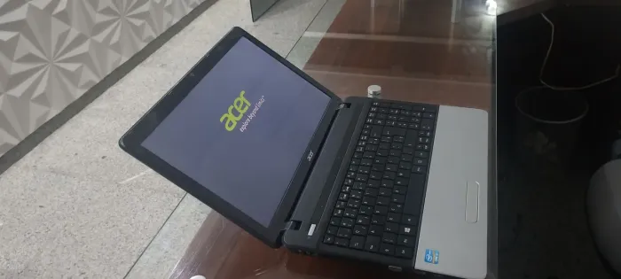 Notebook acer core i3 hd 500 4gb bateria boa