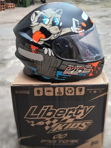 Capacete infantil 
