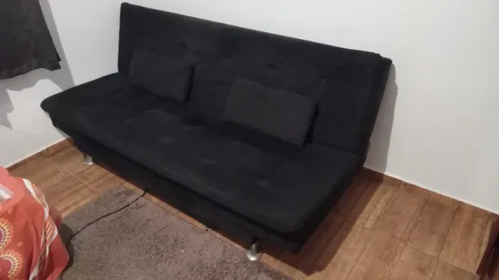 Sofá-Cama Casal 3 Lugares   Pés de Metal Preto