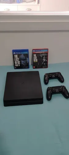 Ps4 slim 1Tb + The Last of Us 1 e 2