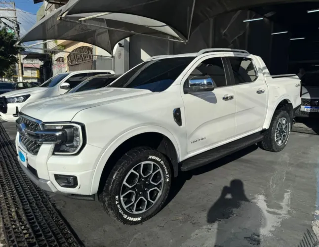 Ford Ranger Limited 3.0 V6 4X4 CD TB Die. AUT 2024