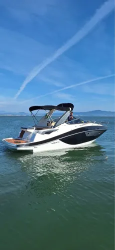 LANCHA VENTURA 300 30 pés 