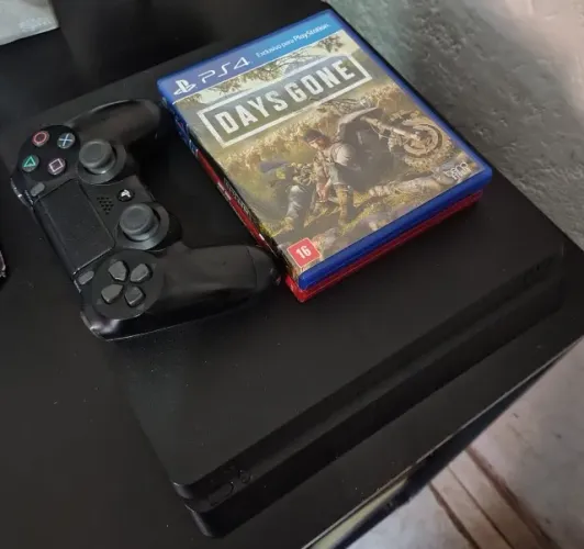 PS4 Slim 1TB Original - Excelente estado, pronto para jogar! Vendo PlayStation 4 Slim 1TB