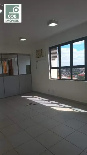 Salas comercial com 181m² no Buritis