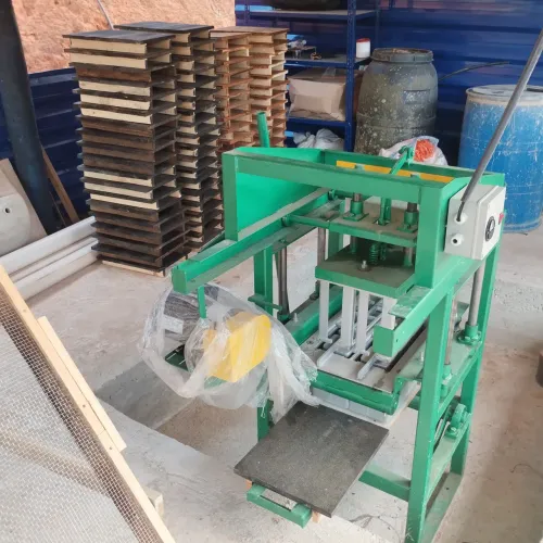 Máquina de Blocos de Concreto