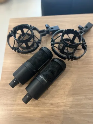 Microfone Condensador Audio Technica AT2020
