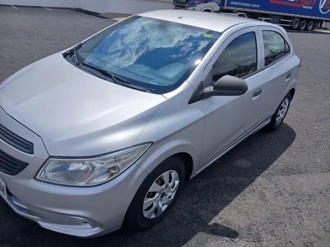 Chevrolet Onix JOY Hatch 1.0 8V Flex Mec. 4P 2018