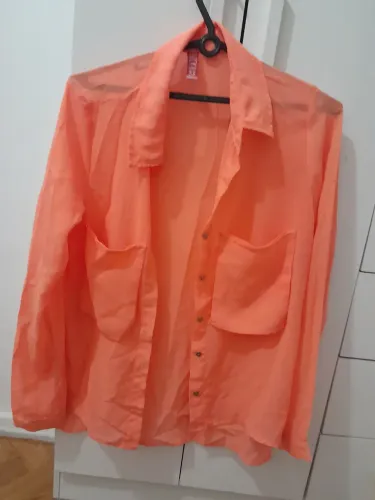Blusa Social Laranja + duas Bermudas com detalhes em Strass Tam:38
