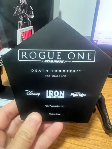 Death trooper - starwars iron studio + Tie fighter