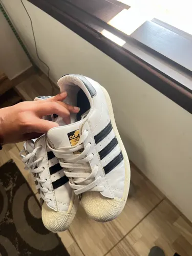 TÊNIS ADIDAS SUPERSTAR