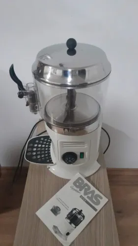 Máquina de chocolate quente