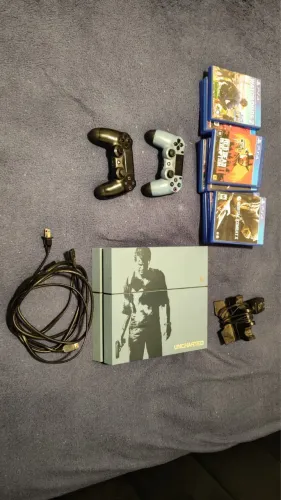 PlayStation 4 edição limitada cor azul