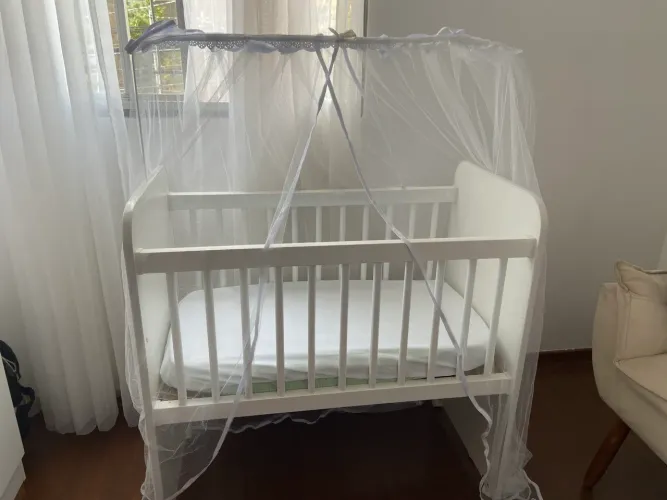 Mini Berço SemiNovo com colchão