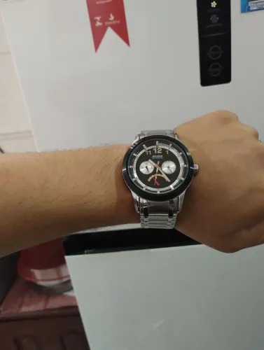 Relógio original Magnum