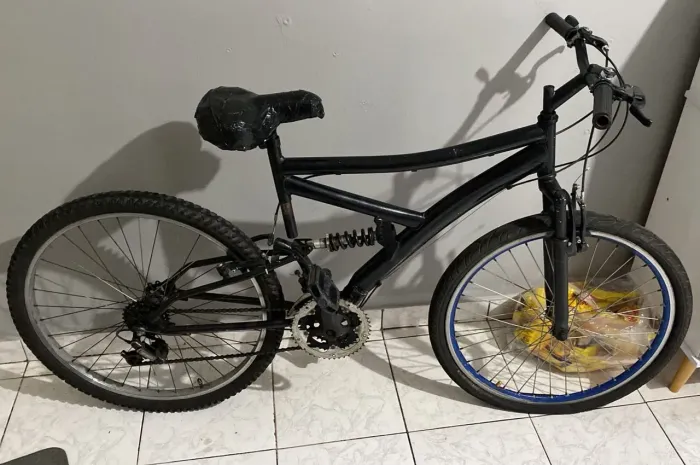 ENDO ESTA BICICLETA. EM PERFEITO ESTADO DE USO!