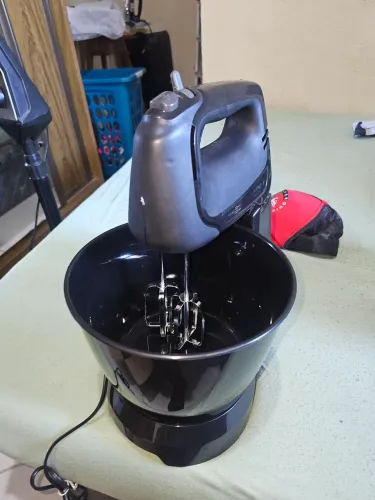 Batedeira Arno Mini Chef 400W - Nova