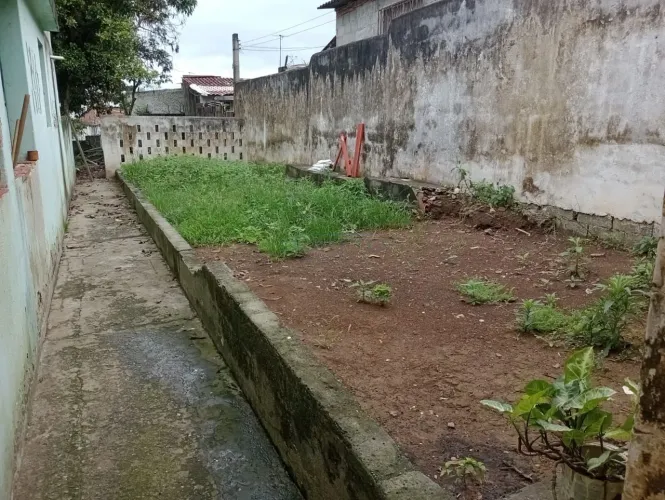 Casas em terreno com 500 m² à Venda na Vila Natal  Mogi das Cruzes/SP