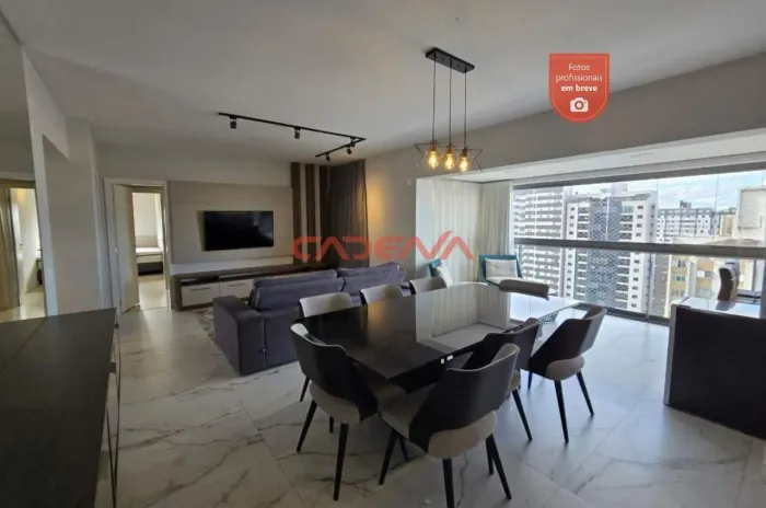 Apartamento com 3 quartos e 3 vagas para aluguel no Água Verde