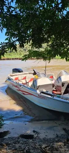 Lancha 20 Pés - Mercury 150HP