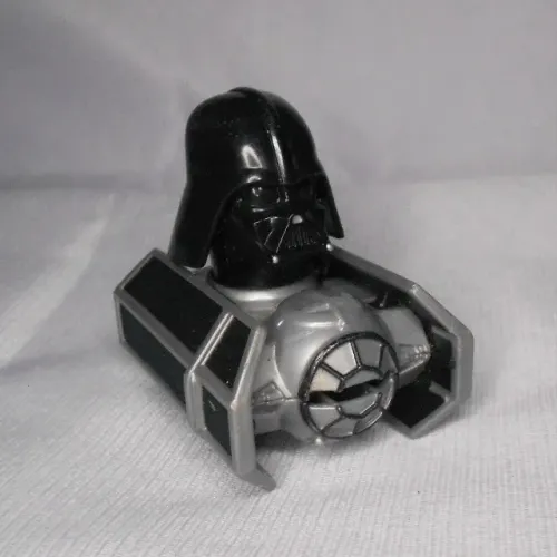 Boneco Darth Vader Tie Avançado Star Wars brinquedo lucasfilm ltd.