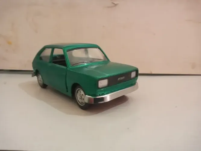 Miniatura Fiat 147