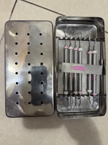 Kit de periodontia + caixa perfurada R$250 