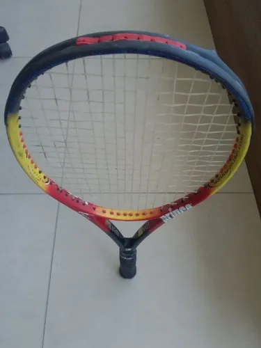 raquete tênis prince precison equipe graphite l4 usada, trincada/marcada/batida na cabeça