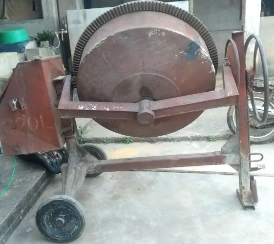 Betoneira 400 litros reforçada motor esta 2.5 cv esta no 110