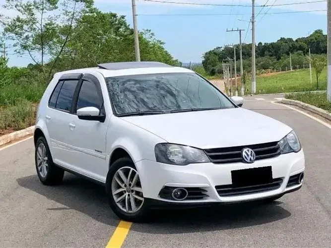 Volkswagen Golf Sportline 1.6 MI Total Flex 8V 4P 2013