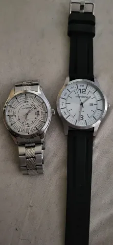 Relógios Mondaine - Par de Relógios