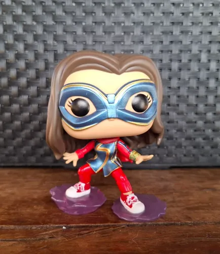 Funko Pop ORIGINAL - Capitã Marvel 1084